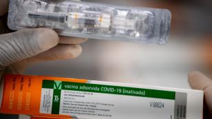Procon-PR da Secretaria de Justiça alerta consumidor sobre a venda ilegal de vacina falsificada para combater a Covid-19 