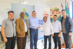 Ney Leprevost recebe representantes da Renovação Carismática de Curitiba