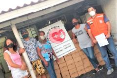 Secretaria da Justiça, Família e Trabalho do Paraná e Defesa Civil entregam 380 cestas básicas ao Instituto Somar Mais Um